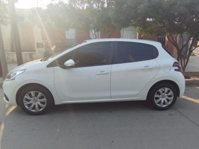 Autos Venta VENDO PEUGEOT 208 ACTIVE 1.6 - MOD 2018