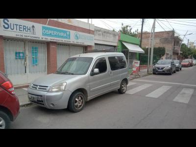 Autos Venta Santiago Del Estero BERLINGO 1.6  MULTISPACE MODELO 2012  CEL 3855142730